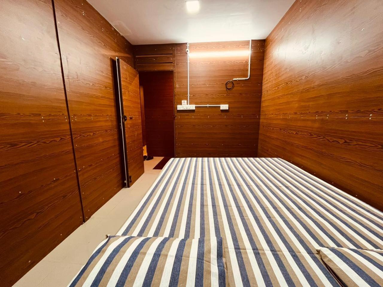 Hotel Sri Balaji Lodging Tiruchchendūr Exterior foto